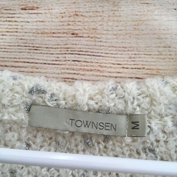 TOWNSEN SWEATER IN CREAM WITH SILVER METALLIC ACCENTS - Picture 2 of 6